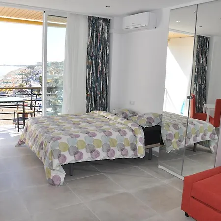 Sea View Terrace 아파트 토레몰리노스